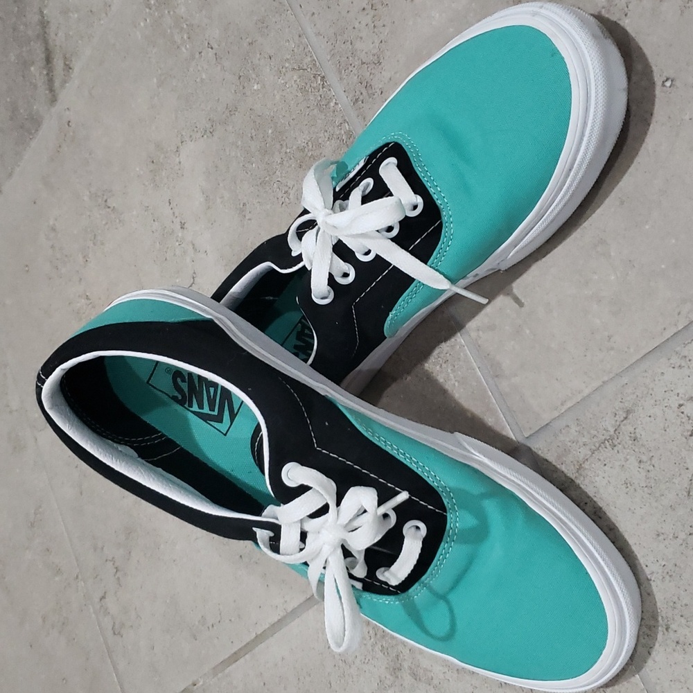 Vans Two-Tone Teal and Black Low Top Sneakers